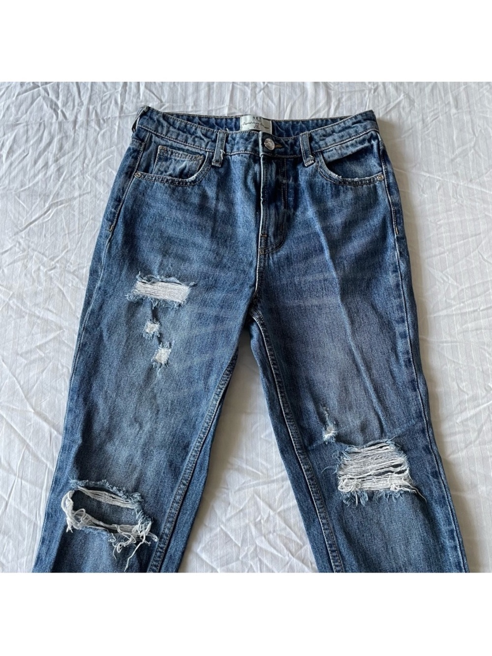 Classic Distressed Blue Women's Jeans (Size 2)